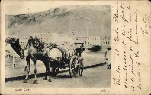 Ak Aden Jemen, Kamel mit Wagen, Wassertransport, gebirgige Kulisse, schwarz-weiße Fotografie