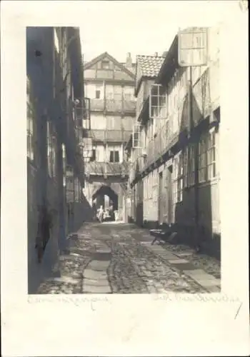 Foto Ak Hamburg Mitte Altstadt, Einsamer Torweg am Breiten Gang