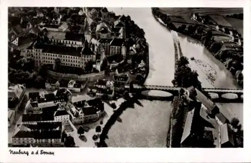 Ak Neuburg an der Donau Oberbayern, Fliegeraufnahme
