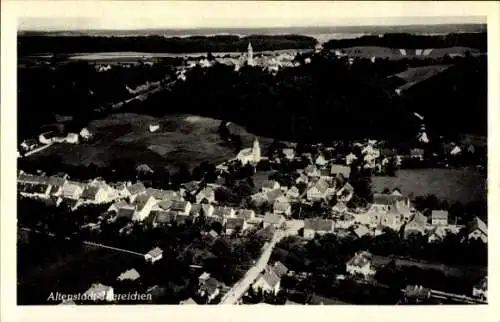Ak Altenstadt Illereichen in Schwaben, Fliegeraufnahme von Ort und Umgebung