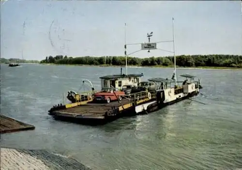 Ak Germersheim Rhein, Rheinfähre, Autofähre legt an