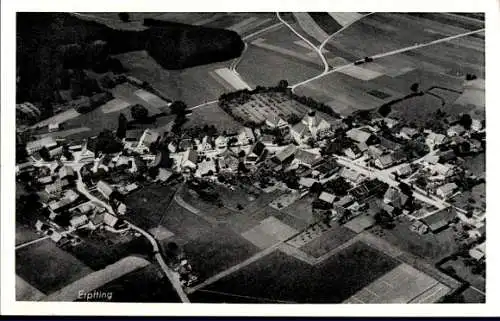 Ak Landsberg am Lech Oberbayern, Luftbild von Erpfting, ländliche Umgebung,  Architektur