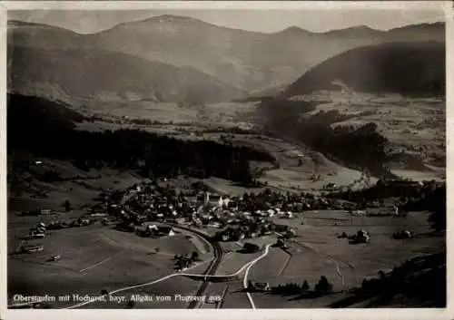 Ak Oberstaufen im Allgäu,  Hochgraf, bayr. Allgäu, Blick vom Flugzeug