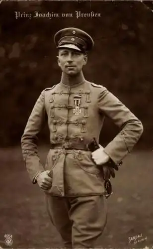 Ak Prinz Joachim von Preußen, Standportrait, Husarenuniform, NPG 4954