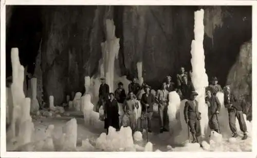Ak Ausflug in die Höhle