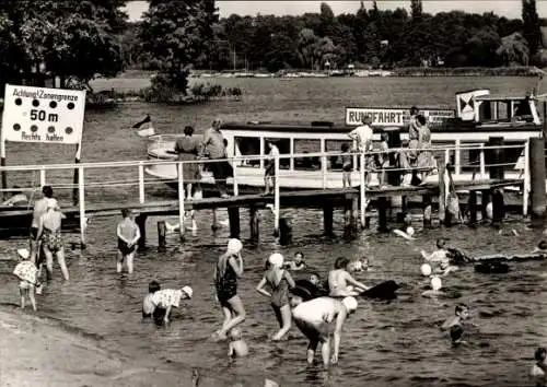 Ak Berlin, Badestelle an der Havel nahe der Zonengrenze, Bootssteg