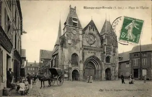 Ak Blangy sur Bresle Seine Maritime, Kirche, Place de l'Eglise