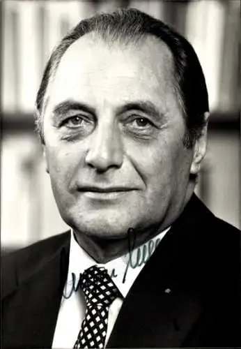 Foto Gewerkschaftsfunktionär Eugen Loderer, Vorsitzender der IG Metall, Autogramm