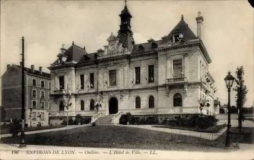 Ak Oullins Lyon Rhône, L'Hôtel de Ville, Architektur, Gebäude, Umgebung, Lyon