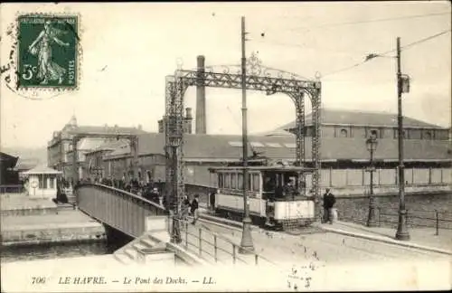 Ak Le Havre Seine Maritime, Le Pont des Docks, Straßenbahn, historische Architektur