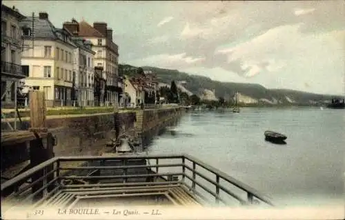 Ak La Bouille Seine Maritime, Stadtansicht  Flussufer, Boote, Wohngebäude