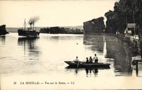 Ak La Bouille Seine Maritime, Blick auf die Seine, Dampfschiff, Boot mit Personen, Ufer
