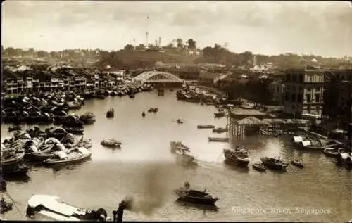 Ak Singapore Singapur , Blick auf den Singapore River, Boote, alte Architektur