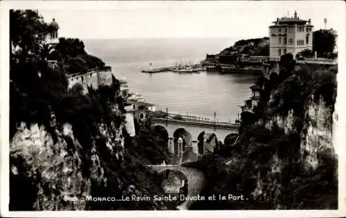 Ak Monaco,  Ravin Sainte Devote, der Hafen, schöne Aussicht, Architektur