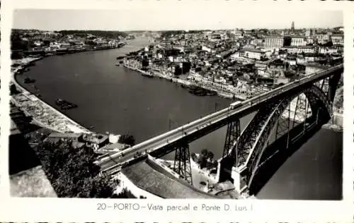 Ak Oporto Porto Portugal, Brücke Ponte D. Luis I, Flussufer, Stadtansicht, teilweise Stadtbild