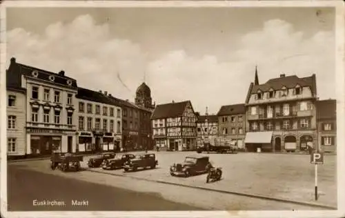 Ak Euskirchen Nordrhein Westfalen, Marktplatz, alte Autos,  Gebäude