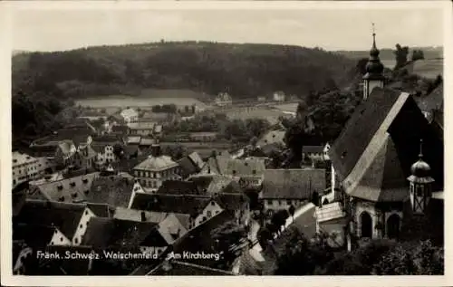 Ak Waischenfeld in der Fränkischen Schweiz Bayern, Blick auf  Am Kirchberg, Häuser, Kirchgebäude,