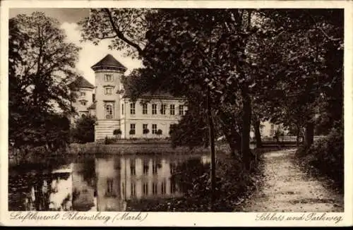 Ak Rheinsberg in der Mark, Luftkurort Rheinsberg (Mark), Schloss, Parkweg, ruhige Landschaft