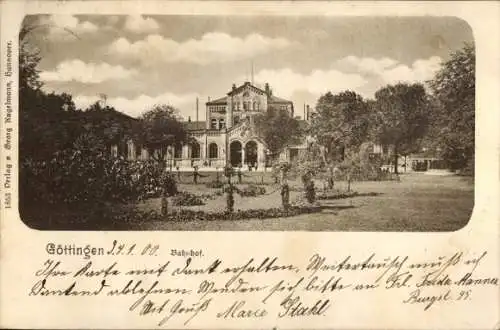 Ak Göttingen in Niedersachsen, Bahnhof,  Architektur, Gartenanlage