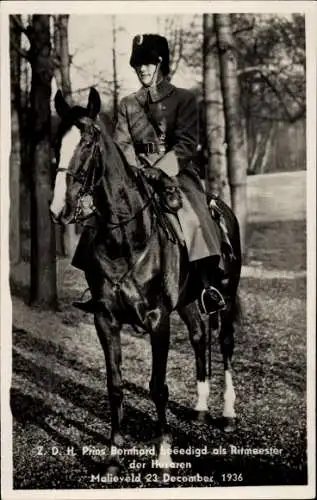 Ak Prinz Bernhard der Niederlande, Rittmeister der Husaren, Malieveld 1936, Husarenuniform