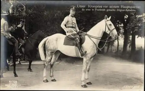 Ak Kronprinz Wilhelm von Preußen, Vor seinem Hauptquartier in Frankreich, Pferd