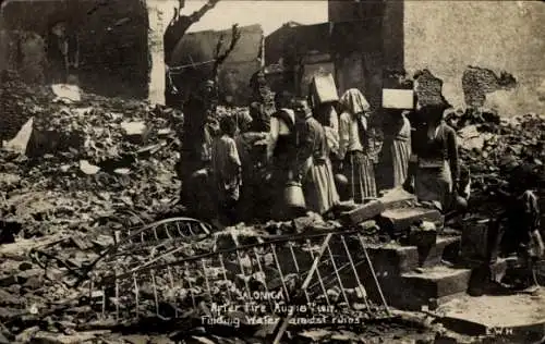 Foto Ak Saloniki Thessaloniki Griechenland, Brand 18. August 1917