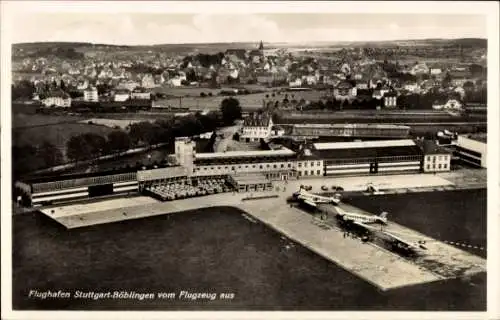 Ak Böblingen in Baden Württemberg, Fliegeraufnahme von Stadt und Flughafen, Flugzeuge D-AKOK, D-AXAN