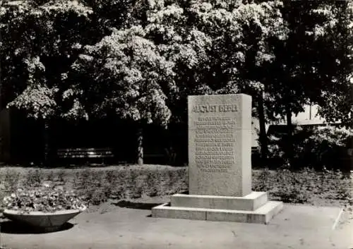 Ak Zwickau in Sachsen, August-Bebel-Denkmal