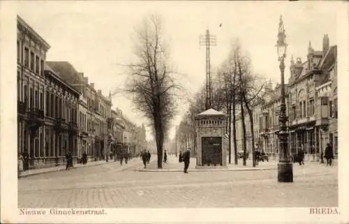 Ak Breda Nordbrabant Niederlande, Straßenszene mit Bäumen, Straßenlaternen und Passanten