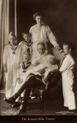 Ak Kronprinz Wilhelm von Preußen, Kronprinzessin Cecilie, Prinzen, Prinzessin Alexandrine