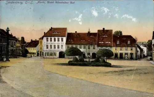 Ak Zawidów Seidenberg Oberlausitz Niederschlesien, Marktplatz mit Hotel Böhmischer Hof, histor...