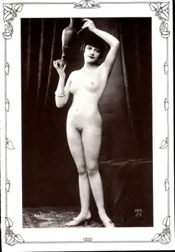 Ak Nackte Frau, Wasserkrug, Erotik