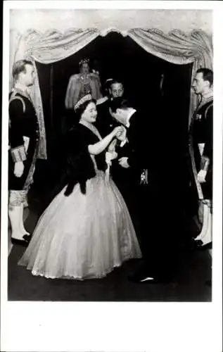 Ak König Georg VI, Königin Elisabeth, Königin Juliana, Prinz Bernhard, London 1950