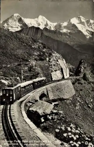 Ak Schynige Platte Bahn mit Eiger, Mönch und Jungfrau, Zahnradbahn