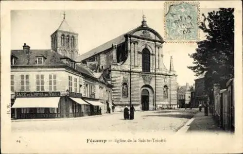 Ak Fécamp Seine Maritime, Eglise de la Sainte-Trinité, Café de l'Hôtel de Ville, historische A...