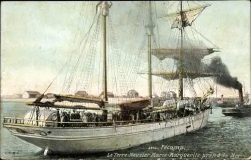Ak Fécamp Seine Maritime, Schiff Marie-Marguerite, Hafenansicht, farbige Postkarte