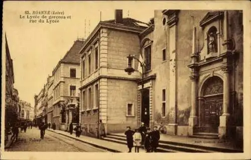 Ak Roanne Loire, Lycée de garçons, rue du Lycée, historische Architektur, Straßenansicht