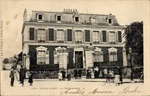 CPA Noisy le Sec Seine Saint Denis, Gendarmerie