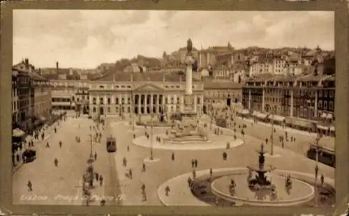 Ak Lisboa Lissabon Portugal, Platz in  Menschen,  Architektur, Brunnen