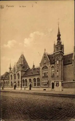 Ak Veurne Furnes Westflandern, La Gare, Bahnhof, Straßenseite