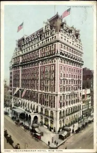 Ak New York City USA, Knickerbocker Hotel, detailreiche Architektur, US-Flaggen, alte 