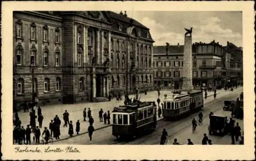 Ak Karlsruhe in Baden, Loretto-Platz,  Straßenbahn, städtische Architektur, Menschen, monumentale