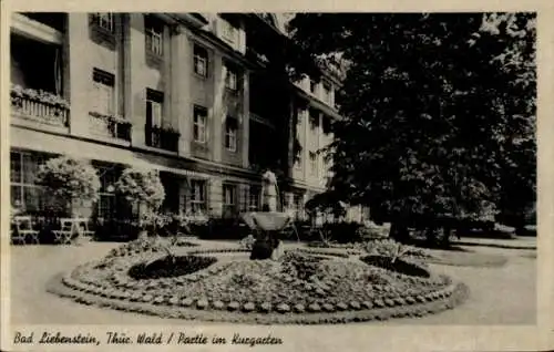 Ak Bad Liebenstein im Thüringer Wald, Brunnenanlage, Hotelgebäude, Gartenanlage