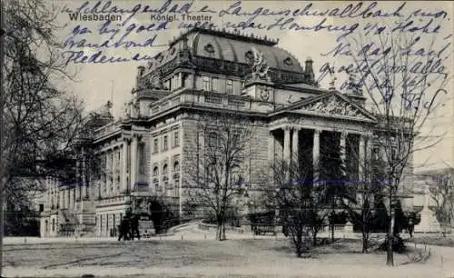 Ak Wiesbaden in Hessen,  Königliches Theater, prachtvolles Gebäude, Landschaft