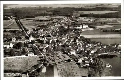 Ak Altshausen, Blick zum Tal, Häuser, Felder, Kirche