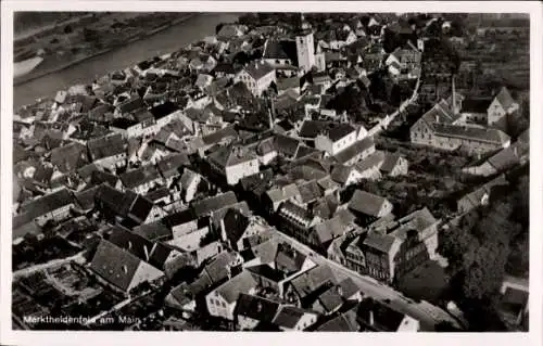 Ak Marktheidenfeld am Main Unterfranken, Luftaufnahme von  Häuser, Kirche, Main