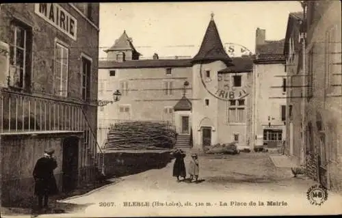 Ak Blesle Haute-Loire, Place de la Mairie