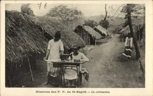 CPA Missions de P.P. du Saint-Esprit, La civilisation