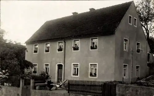 Foto Ak Salzenforst Bautzen in der Oberlausitz, Wohnhaus, Anwohner