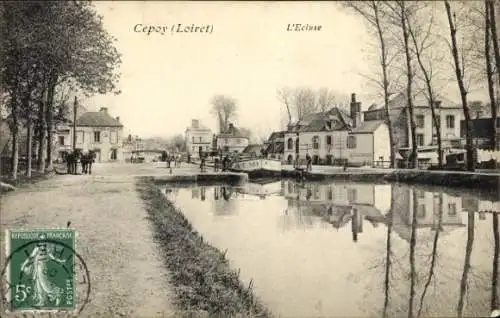 Ak Cepoy Loiret, Kanalufer, Boote, Häuser, Bäume, ruhige Wasseroberfläche
